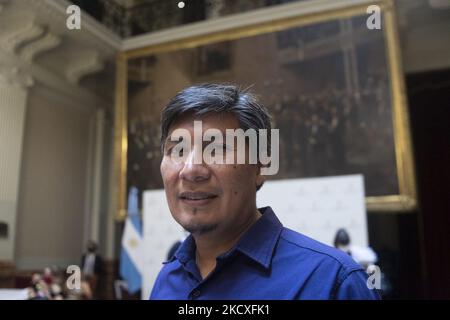 Der stellvertretende Abgeordnete Alejandro Vilca wird auf dem argentinischen Kongress vor dem Eid, vier Jahre lang auszuüben, in Buenos Aires, Argentinien, am 7. Dezember 2021 gesehen. (Foto von MatÃ­as Baglietto/NurPhoto) Stockfoto