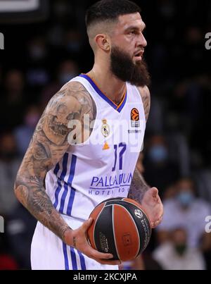 Vincent Poirier während des Spiels zwischen dem FC Barcelona und Real Madrid, das der 14. Woche der Euroleague entspricht, spielte am 10.. Dezember 2021 im Palau Blaugrana in Barcelona, Spanien. (Foto von Joan Valls/Urbanandsport/NurPhoto) Stockfoto