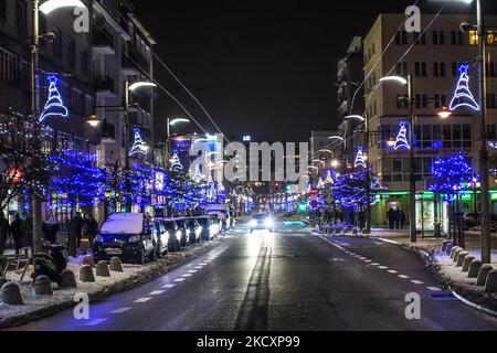 Weihnachtsdekorationen in der Swietojanska Straße sind am 11. Dezember 2021 in Gdynia, Polen, zu sehen (Foto: Michal Fludra/NurPhoto) Stockfoto