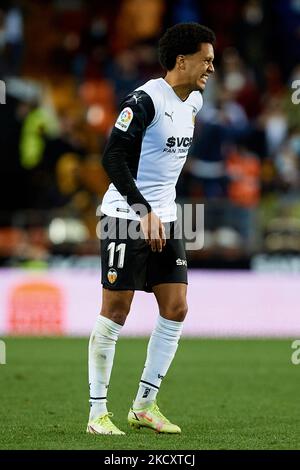 Helder Costa von Valencia CF reagiert während des La Liga Santander Spiels zwischen Valencia CF und Elche CF im Mestalla Stadion am 11. Dezember 2021 in Valencia, Spanien (Foto: David Aliaga/NurPhoto) Stockfoto