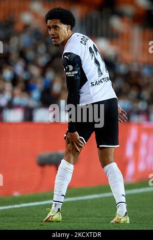 Helder Costa von Valencia CF reagiert während des La Liga Santander Spiels zwischen Valencia CF und Elche CF im Mestalla Stadion am 11. Dezember 2021 in Valencia, Spanien (Foto: David Aliaga/NurPhoto) Stockfoto