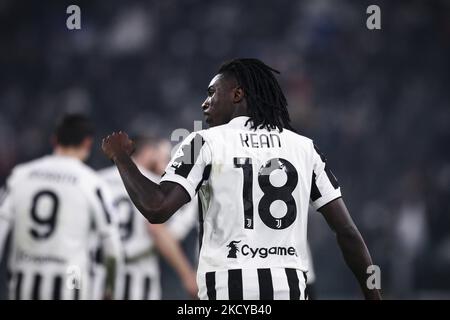 Juventus-Stürmer Moise Kean (18) feiert sein Tor, das er beim Fußballspiel der Serie A um 1-0:19 JUVENTUS - CAGLIARI am 21. Dezember 2021 im Allianz-Stadion in Turin, Piemont, Italien, erreicht hat. Endergebnis: Juventus-Cagliari 2-0. (Foto von Matteo Bottanelli/NurPhoto) Stockfoto