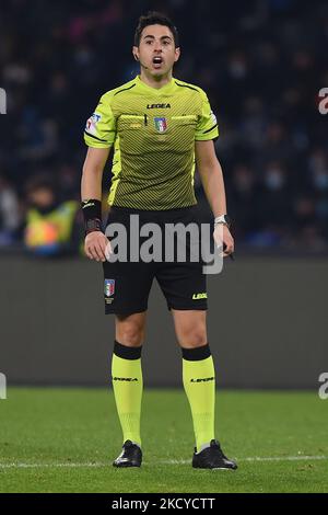 Schiedsrichter Luca Massimi während der Serie A Spiel zwischen SSC Napoli und Spezia Calcio im Stadio Diego Armando Maradona Neapel Italien am 22. Dezember 2021. (Foto von Franco Romano/NurPhoto) Stockfoto