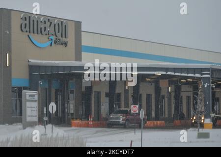 Amazon Fulfillment Services DYB3 in Nisku. Am Mittwoch, den 22. Dezember 2021, Kanada. (Foto von Artur Widak/NurPhoto) Stockfoto