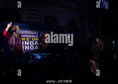 Protest gegen die Kandidatur von Silvio Berlusconi für die Präsidentschaft in Rom, Italien, am 4. Januar 2022. (Foto von Andrea Ronchini/NurPhoto) Stockfoto