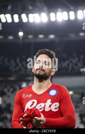 Napoli-Stürmer Dries Mertens (14) zieht sein Trikot während des Fußballspiels der Serie A Nr.20 JUVENTUS - NAPOLI am 06. Januar 2022 im Allianz-Stadion in Turin, Piemont, Italien, aus. Endergebnis: Juventus-Napoli 1-1. (Foto von Matteo Bottanelli/NurPhoto) Stockfoto