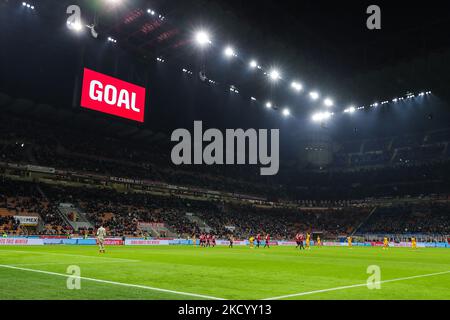 Ansicht des Stadions während des Fußballspiels der Serie A 2021/22 zwischen dem AC Mailand und AS Roma im Giuseppe-Meazza-Stadion, Mailand, Italien, am 06. Januar 2022 (Foto: Fabrizio Carabelli/LiveMedia/NurPhoto) Stockfoto