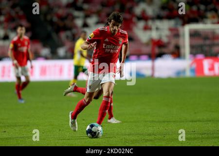 Paulo Bernardo von SL Benfica in Aktion beim Fußballspiel der Portugiesischen Liga zwischen SL Benfica und FC Pacos Ferreira am 9. Januar 2022 im Luz-Stadion in Lissabon, Portugal. (Foto von Pedro FiÃºza/NurPhoto) Stockfoto