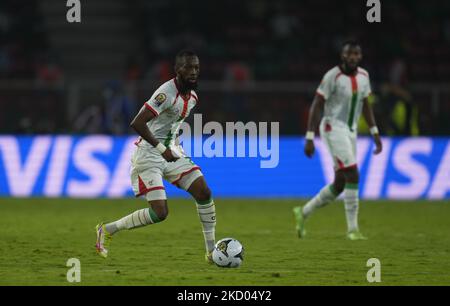 Blati Touré von Burkina Faso während Kameruns gegen Burkina Faso, Afrikanischer Fußballpokal, im Paul Biya Stadium am 9. Januar 2022. (Foto von Ulrik Pedersen/NurPhoto) Stockfoto