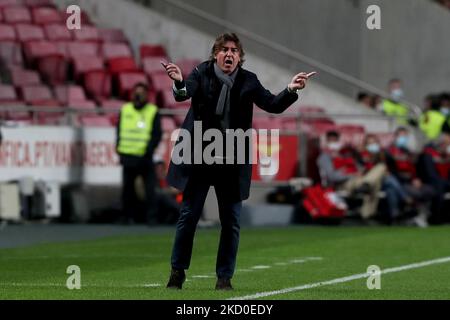 Ricardo Sa Pinto, Cheftrainer des FC Moreirense, zeigt sich während des Fußballspiels der Portugiesischen Liga zwischen SL Benfica und dem FC Moreirense am 15. Januar 2022 im Stadion Luz in Lissabon, Portugal. (Foto von Pedro FiÃºza/NurPhoto) Stockfoto