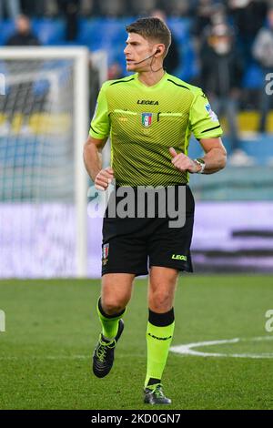 Schiedsrichter Francesco Cosso aus Reggio Calabria während des Spiels der italienischen Fußball-Serie B AC Pisa gegen Frosinone Calcio am 15. Januar 2022 in der Arena Garibaldi in Pisa, Italien (Foto: Fabio Fagiolini/LiveMedia/NurPhoto) Stockfoto