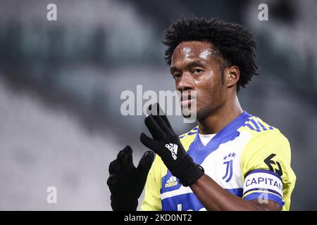 Juventus-Verteidiger Juan Cuadrado (11) Gesten während der Coppa Italia-Runde des Fußballspiels JUVENTUS - SAMPDORIA 16 am 18. Januar 2022 im Allianz-Stadion in Turin, Piemont, Italien. (Foto von Matteo Bottanelli/NurPhoto) Stockfoto