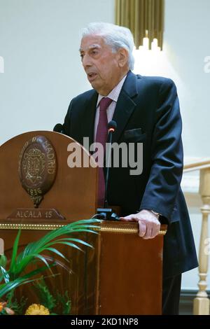 Mario Vargas Llosa nimmt am Forum der Iberoamerikanischen Kommission in Madrid Teil 1. Februar 2022 Spanien (Foto: Oscar Gonzalez/NurPhoto) Stockfoto