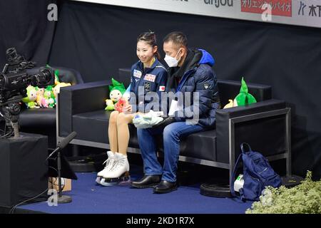 Rion SUMIYOSHI (JPN), bei Kiss & Cry während des Freilaufens der Frauen, beim ISU Grand Prix of Figure Skating - Grand Prix de France 2022, im Angers Ice Parc, am 5. November 2022 in Angers, Frankreich. Quelle: Raniero Corbelletti/AFLO/Alamy Live News Stockfoto