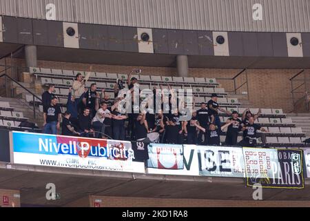 Die Träger von Partizan NIS Belgrade während des 7-tägigen Eurocup-Spiels zwischen Club Joventut Badalona und Partizan NIS Belgrade im Palau Olimpic de Badalona in Barcelona. (Foto von DAX Images/NurPhoto) Stockfoto