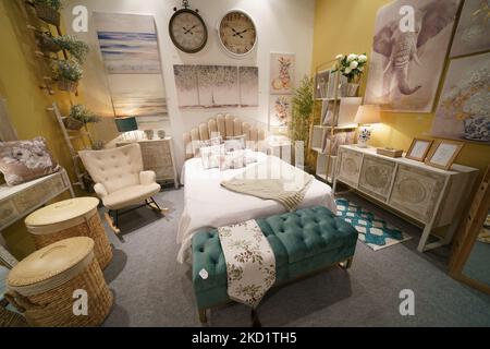 Dekorative Elemente werden auf der INTERGIFT 2022 International Decoration Exhibition auf der Ifema in Madrid gezeigt. 4. Februar 2022 in Madrid, Spanien (Foto von Oscar Gonzalez/NurPhoto) Stockfoto