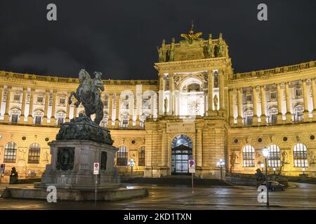 Prinz Eugen von Savoyen Reitdenkmal auf dem Heldenplatz vor dem Abschnitt Neue Burg der Hofburg in Wien, Österreich. Januar 2022 (Foto: Maxym Marusenko/NurPhoto) Stockfoto