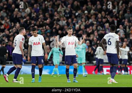 Der Tottenham-Verteidiger Ben Davies verteidigte sich am Samstag, den 5.. Februar 2022, beim FA-Cup-Spiel zwischen Tottenham Hotspur und Brighton und Hove Albion im Tottenham Hotspur Stadium in London. (Foto von Jon Bromley/MI News/NurPhoto) Stockfoto