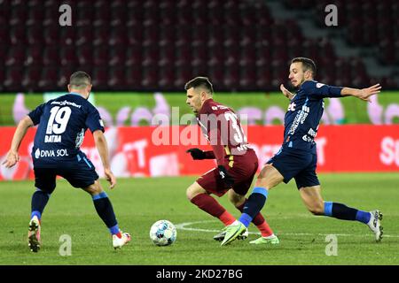 Mihai Bordeianu, in Aktion während CFR Cluj vs UTA Arad, Rumänische Liga 1, Dr. Constantin Radulescu Stadion, Cluj-Napoca, Rumänien, 08. Februar 2022 (Foto: Flaviu Buboi/NurPhoto) Stockfoto