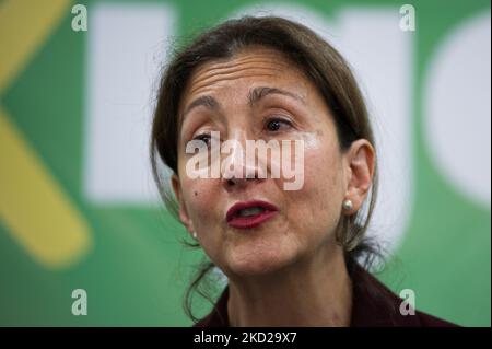 Die französisch-kolumbianische Politikerin Ingrid Betancourt von der politischen Partei Partido Verde Oxigeno spricht während einer Pressekonferenz über ihre Kandidatur für den Präsidentschaftskandidatur am 9. Februar 2022 im Hauptquartier der politischen Partei in Bogota, Kolumbien. Kolumbien soll am 29. Mai seine Präsidentschaftswahlen abhalten. (Foto von Sebastian Barros/NurPhoto) Stockfoto