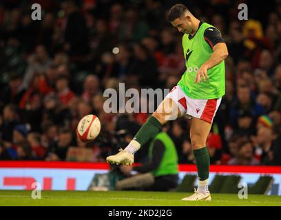 5.. November 2022; Principality Stadium, Cardiff, Wales: Herbst Series international Rugby Wales gegen Neuseeland: Owen Watkin von Wales während des Warm-Up Stockfoto