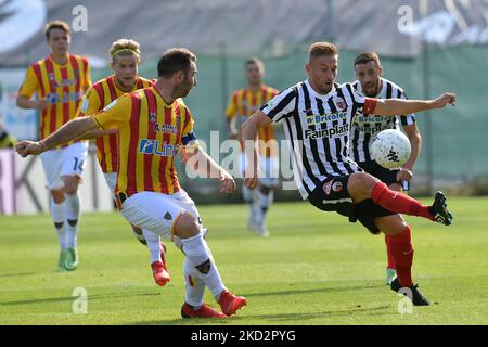 Ascoli Calcio Kapitän Federico Dionisi, ein Verein in der italienischen Serie B Fußball Liga. (Foto von Riccardo Fabi/NurPhoto) Stockfoto