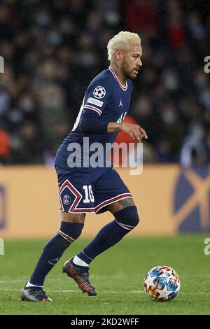 Neymar von der PSG in Aktion während der UEFA Champions League Runde von Sixteen Leg One Match zwischen Paris Saint-Germain und Real Madrid am 15. Februar 2022 im Parc des Princes in Paris, Frankreich. (Foto von Jose Breton/Pics Action/NurPhoto) Stockfoto