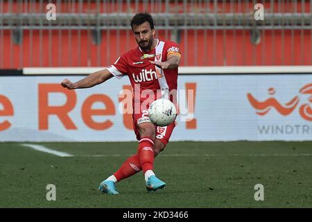 Giulio Donati (Monza) beim Spiel der italienischen Fußballserie B AC Monza gegen AC Pisa am 19. Februar 2022 im Stadio Brianteo in Monza (MB), Italien (Foto: Gabriele Masotti/LiveMedia/NurPhoto) Stockfoto