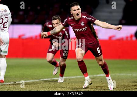 Daniel Graovac, feiert, nachdem er zum ersten Mal im Spiel CFR Cluj gegen FC Rapid, Rumänische Liga 1, Dr. Constantin Radulescu Stadium, Cluj-Napoca, Rumänien, 20. Februar 2022 (Foto: Flaviu Buboi/NurPhoto) Stockfoto