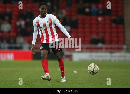 Jay Matete von Sunderland während des Sky Bet League 1-Spiels zwischen Sunderland und Burton Albion am Dienstag, den 22.. Februar 2022 im Stadium of Light, Sunderland. (Foto von Michael Driver/MI News/NurPhoto) Stockfoto