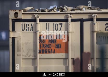 Im Zusammenhang mit der Krise in der Ukraine in der Nähe von Przemysl am 24. Februar 2022 wurden amerikanische Soldaten an die polnisch-ukrainische Grenze geschickt. (Foto von Maciej Luczniewski/NurPhoto) Stockfoto