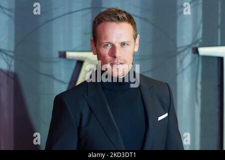 LONDON, GROSSBRITANNIEN - 24. FEBRUAR 2022: Sam Heughan nimmt an der Premiere der sechsten Staffel von „Outlander“ in der Royal Festival Hall am 24. Februar 2022 in London, England, Teil. (Foto von Wiktor Szymanowicz/NurPhoto) Stockfoto