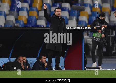 Xavi während des Play-Off-Spiels der UEFA Europa League Knockout Round am 24. Februar 2022 im Stadio Diego Armando Maradona Naples Italien. (Foto von Franco Romano/NurPhoto) Stockfoto