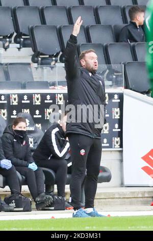 Bolton Wanderers Manager Ian Evatt während der ersten Hälfte des Sky Bet League 1-Spiels zwischen MK Dons und Bolton Wanderers am Samstag, den 26.. Februar 2022, im Stadium MK, Milton Keynes. (Foto von John Cripps/MI News/NurPhoto) Stockfoto