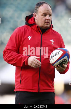 Gareth Williams Assistant Coach-Breakdown beim Guinness Six Nations-Spiel zwischen England und Wales, im Twickenham Stadium am 26.. Februar 2022 in London, England (Foto by Action Foto Sport/NurPhoto) Stockfoto