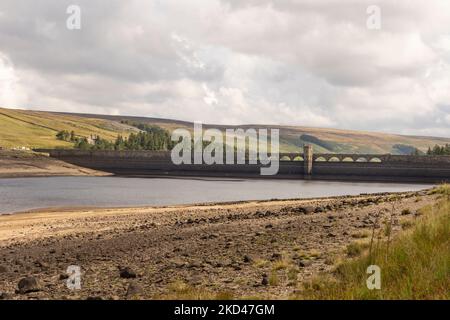 Scar House Reservoir während schwerer Sommertrockenheit Stockfoto