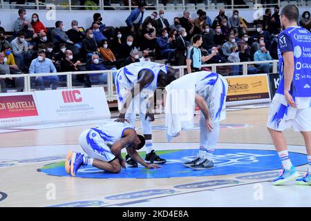 (Banco di Sardegna Sassari) während der italienischen Basketball A Serie Championship Dolomiti Energia Trentino vs Banco di Sardegna Sassari am 06. März 2022 in der BLM Group Arena in Trient, Italien (Foto von Lorena Bonapace/LiveMedia/NurPhoto) Stockfoto