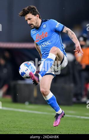 Mario Rui von SSC Napoli steuert den Ball während des Serie-A-Spiels zwischen SSC Napoli und AC Milan am 6. März 2022 im Stadio Diego Armando Maradona, Neapel, Italien. (Foto von Giuseppe Maffia/NurPhoto) Stockfoto