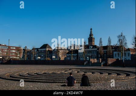 Die Frühlingstemperaturen sind im Land angekommen, die Höchsttemperatur liegt bei 15 Grad Celsius an der Wetterstation in De Bilt. Nijmegen, am 11.. März 2022. (Foto von Romy Arroyo Fernandez/NurPhoto) Stockfoto