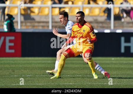 Mario Gargiulo (US Lecce) beim Spiel der italienischen Fußballserie B US Lecce gegen Brescia Calcio am 12. März 2022 im Stadio Via del Mare in Lecce, Italien (Foto: Emmanuele Mastrodonato/LiveMedia/NurPhoto) Stockfoto