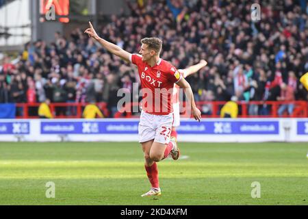 Ryan Yates aus Nottingham Forest feiert am Samstag, den 12.. März 2022, nach einem Tor, das beim Sky Bet Championship-Spiel zwischen Nottingham Forest und Reading auf dem City Ground, Nottingham, 3-0 Punkte erreicht hat. (Foto von Jon Hobley/MI News/NurPhoto) Stockfoto