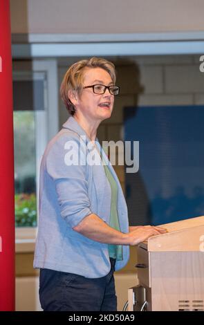 Die East Midlands Labor Party Conference 2022, Holywell Park Conference Center, Loughborough, Leicestershire, England, Großbritannien. 5.. November 2022. Yvette Cooper, Abgeordnete des Schattenministeriums, sprach auf der East Midlands Labour Party Konferenz. Quelle: Alan Beastall/Alamy Live News Stockfoto