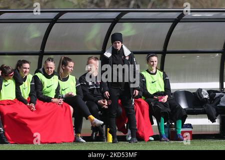 Coventry United-Manager Jay Bradford während des FA Women's Championship-Spiels zwischen dem Durham Women FC und Coventry United am Sonntag, dem 13.. März 2022, im Maiden Castle, Durham City. (Foto von Mark Fletcher/MI News/NurPhoto) Stockfoto