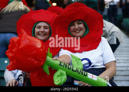 England-Fans beim Guinness Six Nations-Spiel zwischen England und Irland, im Twickenham Stadium am 12.. März 2022 in London, England (Foto by Action Foto Sport/NurPhoto) Stockfoto