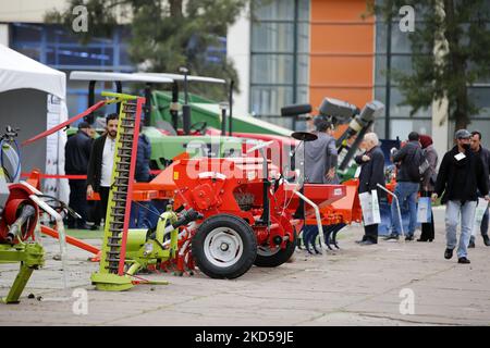 Die 20.. Ausgabe der Internationalen Ausstellung für Landwirtschaft, Viehzucht und Agrarindustrie wurde am 16. März 2022 im Algier Exhibition Center in Algerien eröffnet, an der 350 Aussteller, darunter 150 Ausländer, teilnahmen. Wurde nach zwei Jahren Abwesenheit aufgrund der Covid-19-Pandemie unter dem Motto: „Für eine intelligente Landwirtschaft, die sich der Herausforderung einer nachhaltigen Ernährungs- und Gesundheitssicherheit stellt (Foto by APP/NurPhoto) Stockfoto