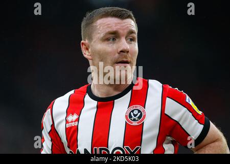 John Fleck #4 von Sheffield United während des Sky Bet Championship-Spiels Sheffield United gegen Burnley in der Bramall Lane, Sheffield, Großbritannien, 5.. November 2022 (Foto von Ben Early/Nachrichtenbilder) Stockfoto