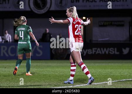 Stina Blackstenius von Arsenal feiert ihr Tor beim Vitality Women's FA Cup-Spiel zwischen Arsenal und Coventry United am Freitag, 18.. März 2022 im Meadow Park, Borehamwood. (Foto von Tom West/MI News/NurPhoto) Stockfoto