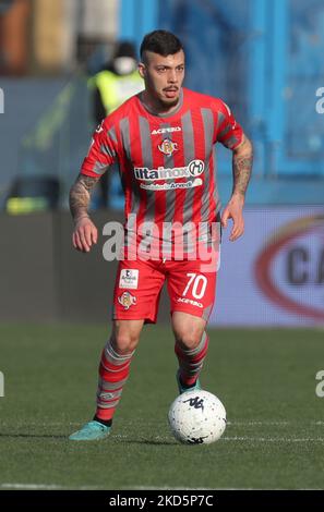 Gianluca Gaetano (usa Cremonese) während der italienischen Fußball-Liga BKT 2021/2022 Spal vs. Usa Cremonese im Paolo Mazza Stadion, Ferrara, Italien, 19. März 2022 (Foto: Corrispondente Bologna/LiveMedia/NurPhoto) Stockfoto