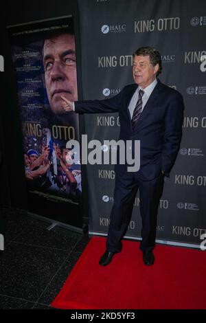 Fußball-Coach Otto Rehhagel nimmt an der New Yorker Premiere von „King Otto“ im Museum of Modern Art am 23. März 2022 in New York City Teil. (Foto von John Nacion/NurPhoto) Stockfoto