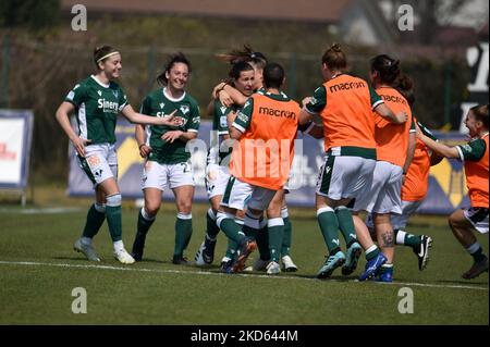 Feiert nach einem Tor beim italienischen Fußballspiel der Serie A Frauen Hellas Verona Women gegen Calcio Pomigliano am 26. März 2022 im Sinergy-Stadion in Verona, Italien (Foto: Giancarlo Dalla Riva/LiveMedia/NurPhoto) Stockfoto